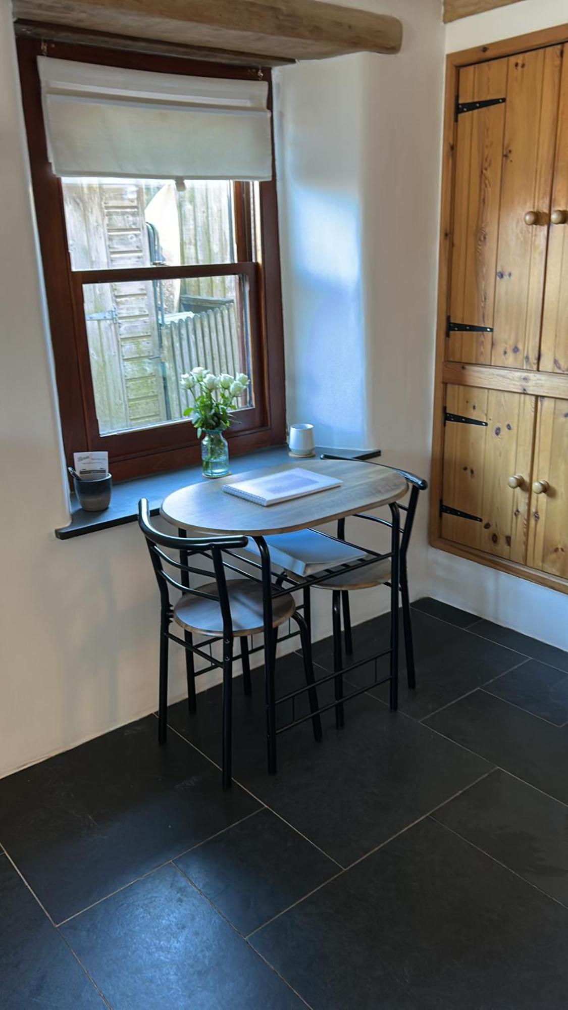9A Viaduct Cottage - The Cosiest Bolthole In The Sw! 헤일 외부 사진